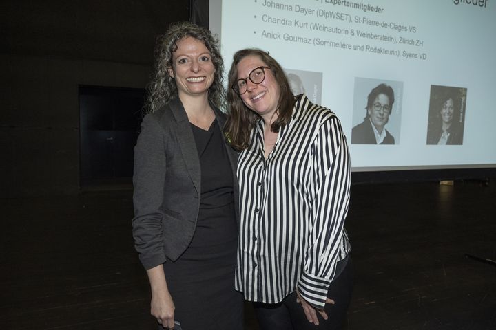 Anick Goumaz et Johanna Dayer, nouvelles membres expertes de la Mémoire des Vins Suisses (photo Siffert/weinweltfoto.ch)