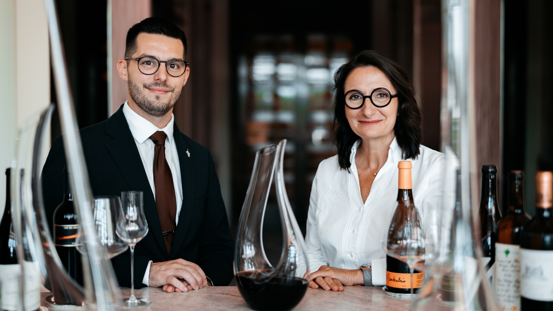 Dominique Peretti, sommelier chez PIC au Beau-Rivage Palace et Anne-Sophie Pic (photo Mike Wolf)